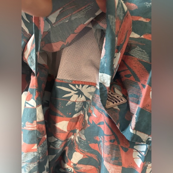 Columbia Men's Trollers Best Short Sleeve Shirt - Picture 9 of 10